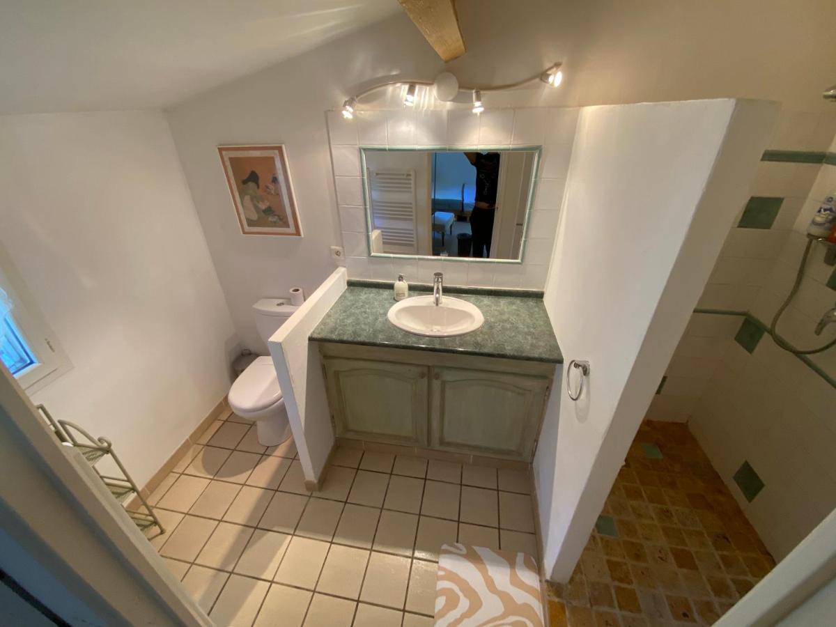 Maison Climatisee, 3 Chambres, 2 Etoiles, Tout Confort Noves Extérieur photo